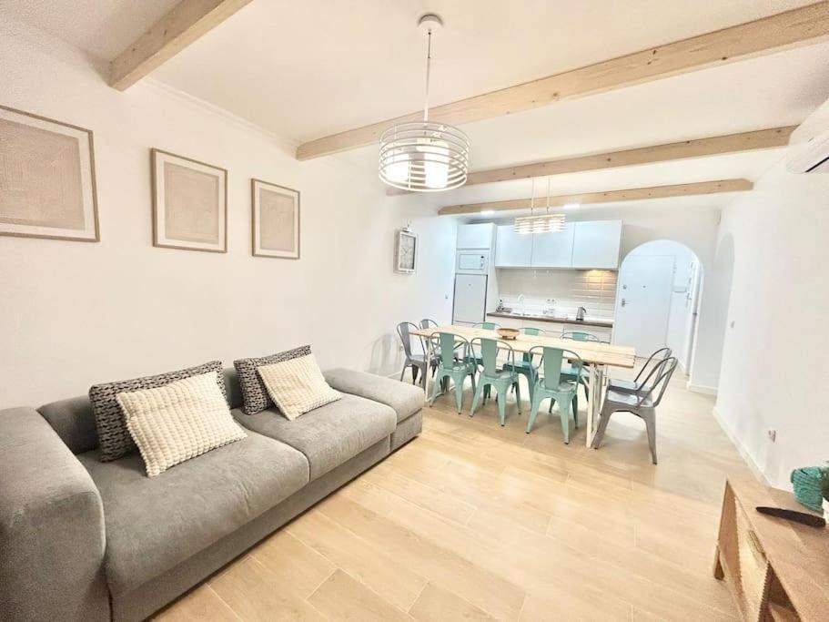 Holiday home Home, Tulipan Orihuela Costa